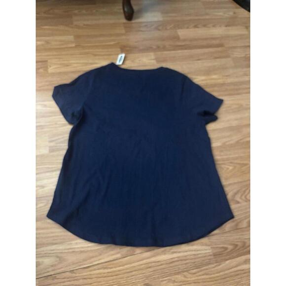 Old Navy V-Neck Tee Size Large - Picture 5 of 5